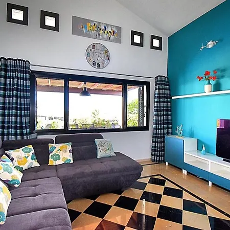 Casa Sargantana Apartment